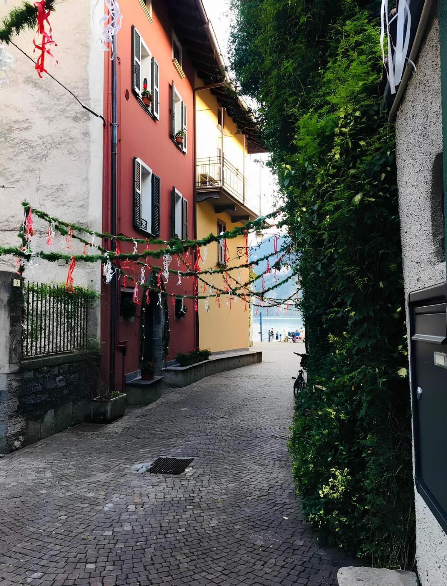 Holiday House Alla Torre Mandello del Lario Exterior foto
